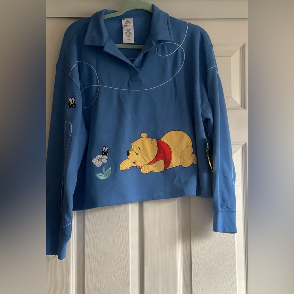 NWT Disney Parks Winnie The Pooh sweatshirt